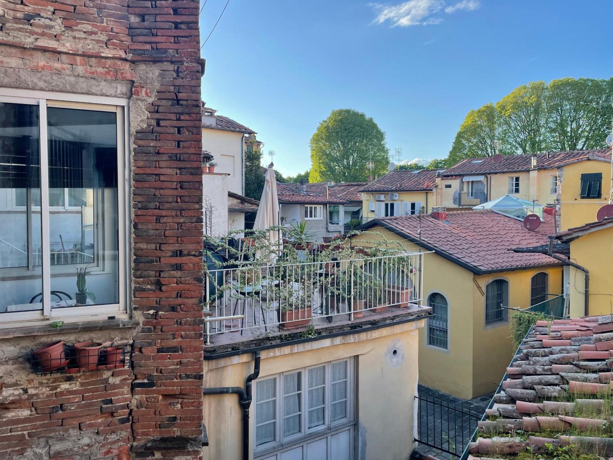 Casa Merlot Lucca Exteriör bild